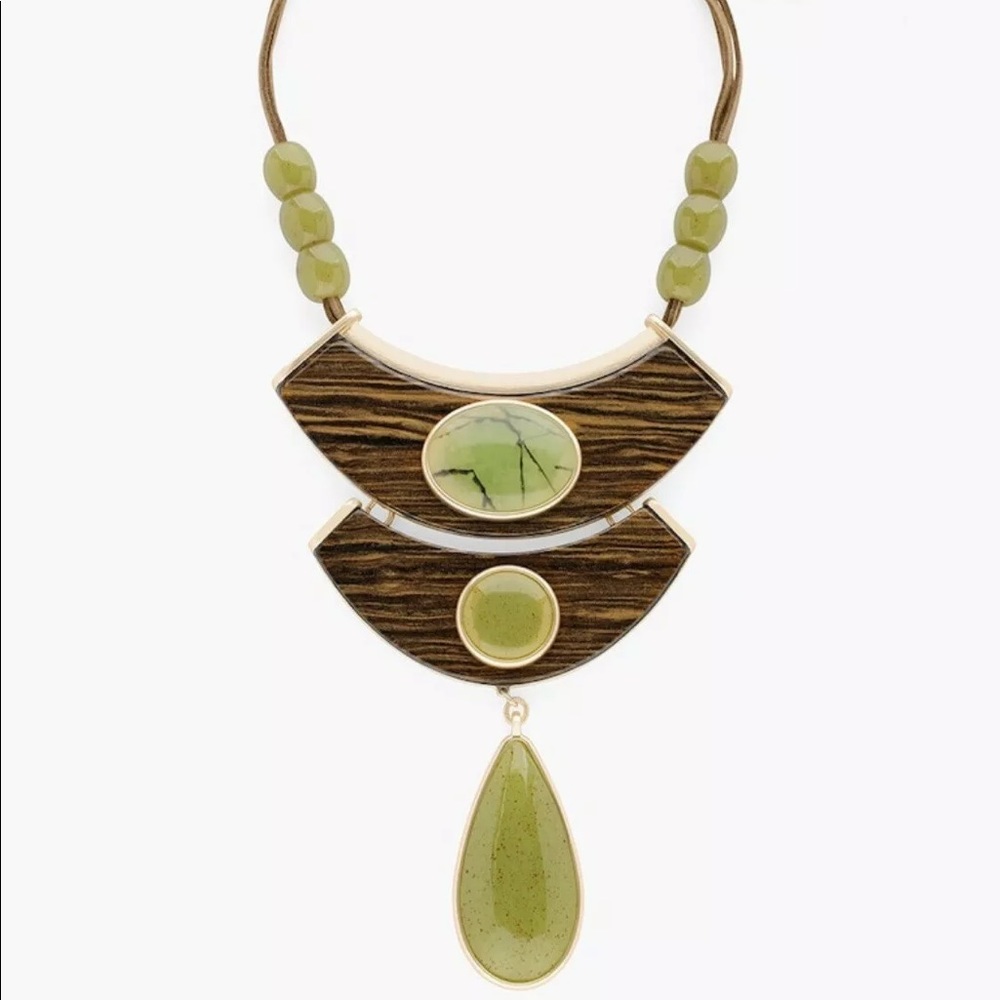 NEw  Malaya Bib Necklace -Chico’s